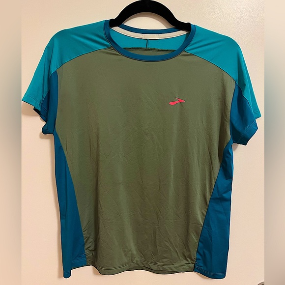 Brooks Running Jersey, size small - Picture 1 of 3